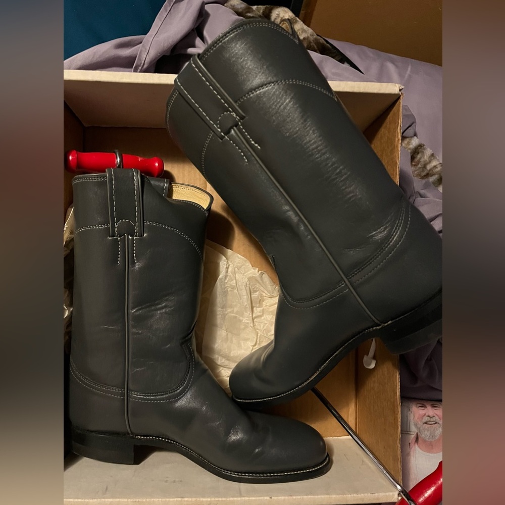 Grey Kipskin Justin western boots